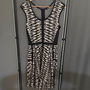 NIC+ZOE Black and White Patterned Fit & Flare Dress